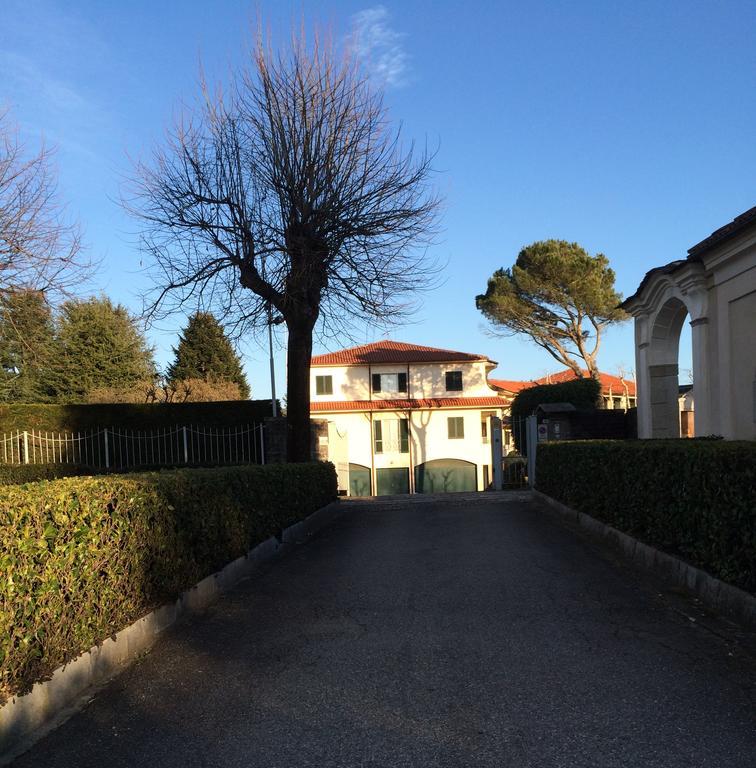 Centro di Spiritualità Maria Candida Armeno Exterior foto