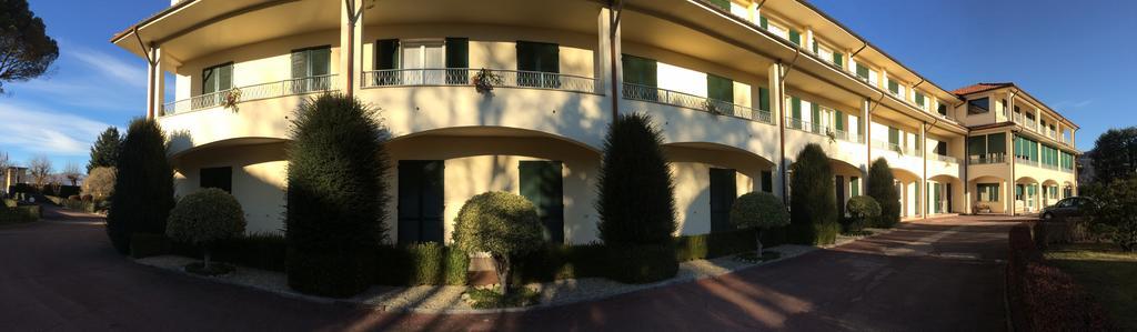 Centro di Spiritualità Maria Candida Armeno Exterior foto