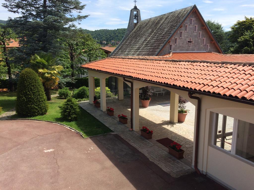 Centro di Spiritualità Maria Candida Armeno Exterior foto